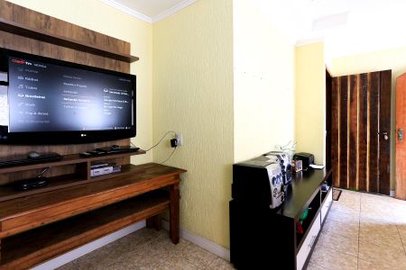 Casa à venda com 180m², 3 quartos e 2 vagas Casa à venda com 180m², 3 quartos e 2 vagasSala 2