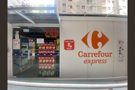 Apartamento à venda com 57m², 1 quarto e 1 vagaMercado 