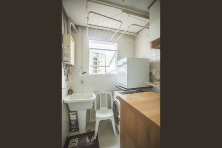 Apartamento à venda com 75m², 2 quartos e 2 vagas Apartamento à venda com 75m², 2 quartos e 2 vagasÁrea de Serviço