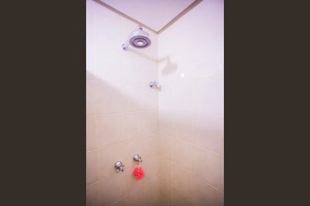 Apartamento à venda com 75m², 2 quartos e 2 vagas Apartamento à venda com 75m², 2 quartos e 2 vagasBanheiro Suíte