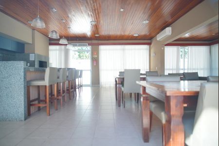 Apartamento para alugar com 54m², 2 quartos e 1 vagaÁrea Comum - Salão de Festas