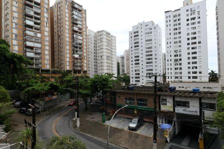 Apartamento para alugar com 140m², 4 quartos e 3 vagasVista