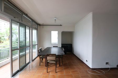 Apartamento para alugar com 140m², 4 quartos e 3 vagasSala