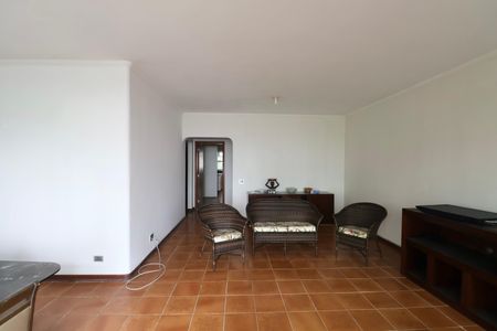 Apartamento para alugar com 140m², 4 quartos e 3 vagasSala