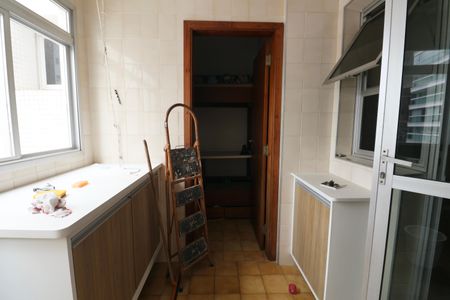 Apartamento para alugar com 140m², 4 quartos e 3 vagasÁrea de Serviço