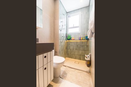 Apartamento à venda com 168m², 3 quartos e 2 vagas Apartamento à venda com 168m², 3 quartos e 2 vagasBanheiro da Suíte 2