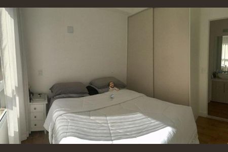 Apartamento à venda com 40m², 1 quarto e 1 vagaFoto 01