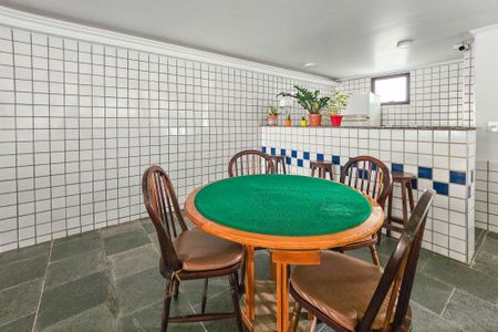 Apartamento para alugar com 80m², 2 quartos e 1 vagaÁrea de Lazer 