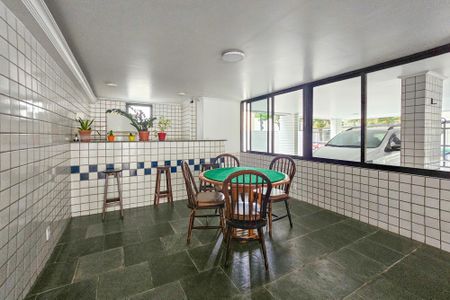 Apartamento para alugar com 80m², 2 quartos e 1 vagaÁrea de Lazer 