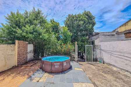 Casa à venda com 300m², 1 quarto e 1 vagaQuintal