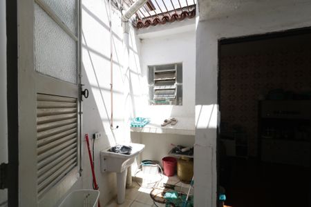 Casa à venda com 300m², 1 quarto e 1 vagaÁrea de Serviço