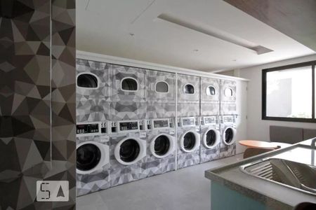 Studio à venda com 31m², 1 quarto e sem vagaÁrea comum - Lavanderia