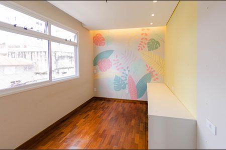 Apartamento à venda com 120m², 4 quartos e 2 vagasQuarto 2