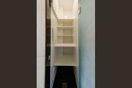 Apartamento à venda com 120m², 4 quartos e 2 vagasDespensa