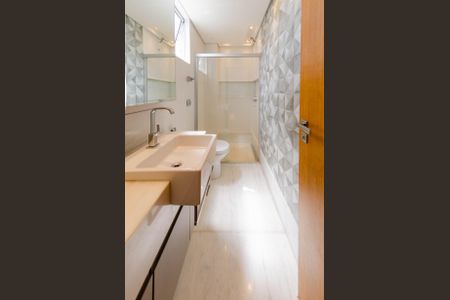 Apartamento à venda com 120m², 4 quartos e 2 vagasBanheiro