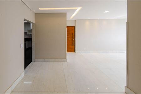 Apartamento à venda com 120m², 4 quartos e 2 vagasSala