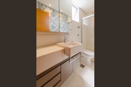 Apartamento à venda com 120m², 4 quartos e 2 vagasBanheiro