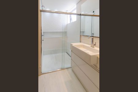 Apartamento à venda com 120m², 4 quartos e 2 vagasBanheiro