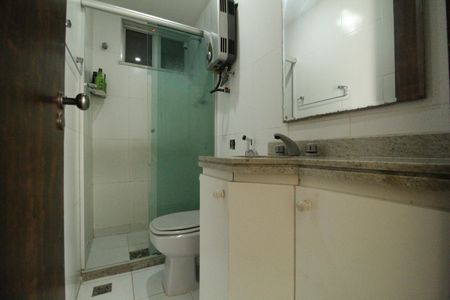 Apartamento à venda com 161m², 4 quartos e 2 vagasBanheiro social 1