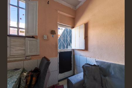 Casa à venda com 74m², 5 quartos e sem vagaEntrada