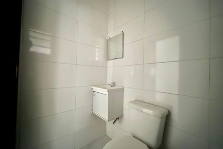 Banheiro de casa para alugar com 1 quarto, 40m² em Americanópolis, São Paulo