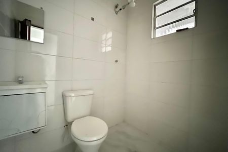 Banheiro de casa para alugar com 1 quarto, 40m² em Americanópolis, São Paulo