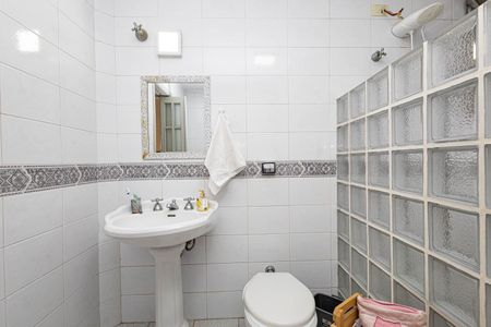 Apartamento à venda com 157m², 3 quartos e 1 vagaBanheiro da Suíte 1