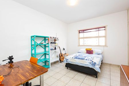 Apartamento à venda com 157m², 3 quartos e 1 vagaQuarto 2