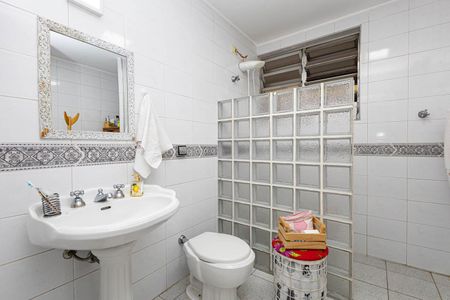 Apartamento à venda com 157m², 3 quartos e 1 vagaBanheiro da Suíte 1