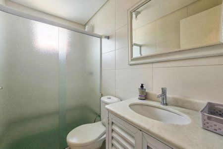 Apartamento para alugar com 70m², 2 quartos e 2 vagasBanheiro da suíte 