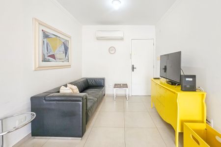 Apartamento para alugar com 70m², 2 quartos e 2 vagasSala