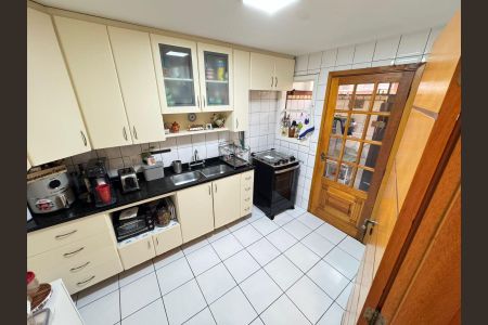 Casa de condomínio à venda com 200m², 3 quartos e 2 vagasCozinha