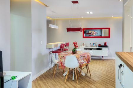 Apartamento à venda com 83m², 2 quartos e 2 vagas Apartamento à venda com 83m², 2 quartos e 2 vagasCopa