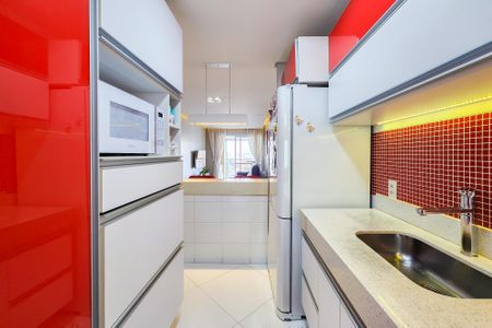 Apartamento à venda com 83m², 2 quartos e 2 vagas Apartamento à venda com 83m², 2 quartos e 2 vagasCozinha