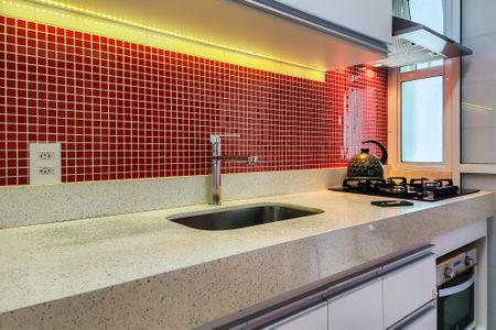 Apartamento à venda com 83m², 2 quartos e 2 vagas Apartamento à venda com 83m², 2 quartos e 2 vagasCozinha