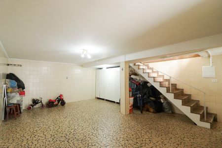 Casa à venda com 172m², 3 quartos e 3 vagas Casa à venda com 172m², 3 quartos e 3 vagasGaragem