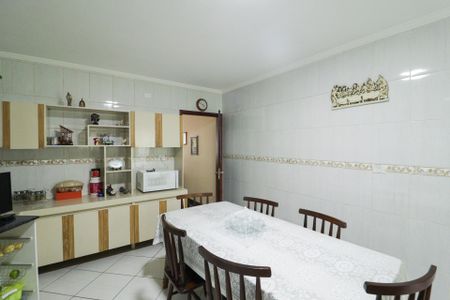 Casa à venda com 172m², 3 quartos e 3 vagas Casa à venda com 172m², 3 quartos e 3 vagasCozinha