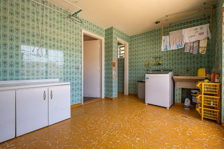 Casa à venda com 526m², 4 quartos e 4 vagasQuintal - Lavanderia