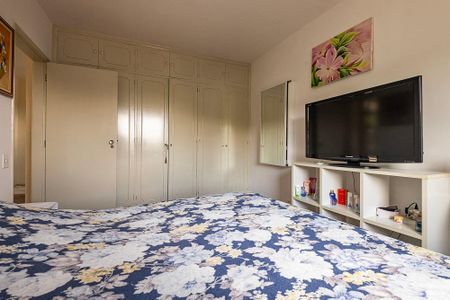 Casa à venda com 526m², 4 quartos e 4 vagasQuarto 2