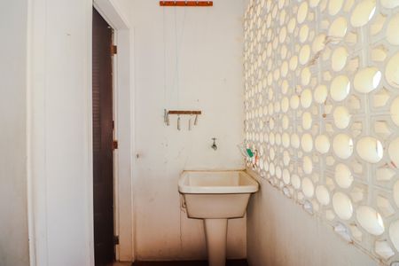 Apartamento à venda com 69m², 2 quartos e 1 vaga Apartamento à venda com 69m², 2 quartos e 1 vagaCozinha e Área de Serviço