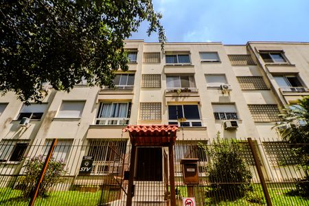 Apartamento à venda com 69m², 2 quartos e 1 vaga Apartamento à venda com 69m², 2 quartos e 1 vagaFachada