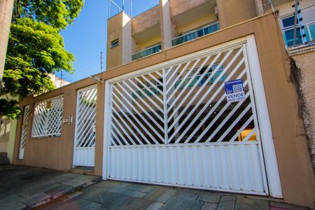 Apartamento à venda com 300m², 3 quartos e 2 vagasFachada