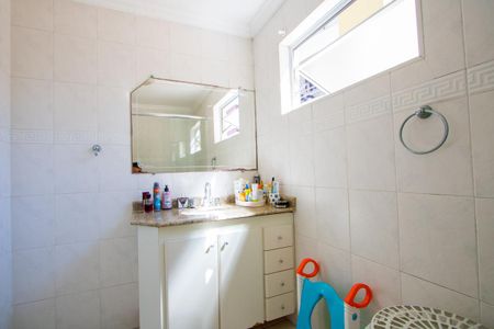 Apartamento à venda com 300m², 3 quartos e 2 vagasBanheiro do quarto 1