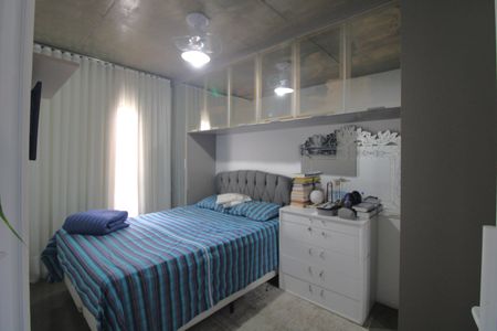 Apartamento à venda com 71m², 2 quartos e 2 vagasQuarto 2