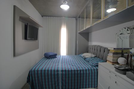 Apartamento à venda com 71m², 2 quartos e 2 vagasQuarto 2