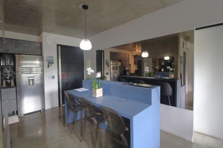 Apartamento à venda com 71m², 2 quartos e 2 vagasSala