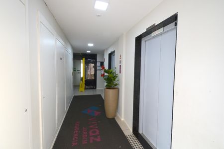 Apartamento para alugar com 33m², 2 quartos e sem vagaHall social