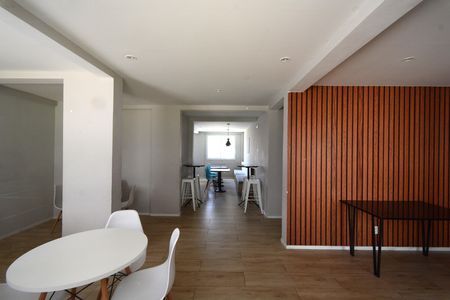 Apartamento para alugar com 33m², 2 quartos e sem vagaÁrea comum - Salão de festas