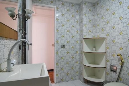Apartamento para alugar com 82m², 2 quartos e sem vaga Apartamento para alugar com 82m², 2 quartos e sem vagaBanheiro