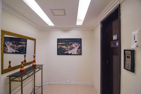 Apartamento para alugar com 82m², 2 quartos e sem vaga Apartamento para alugar com 82m², 2 quartos e sem vagaEntrada